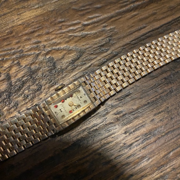 Chalet 17 jewels vintage watch main image 7
